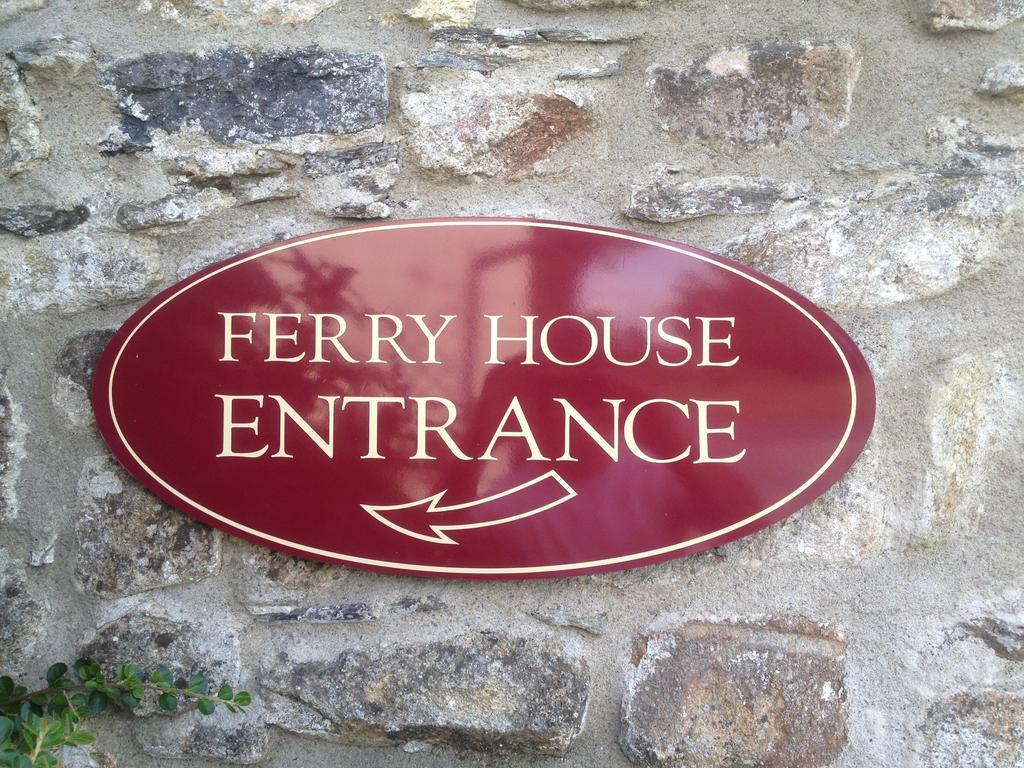 Ferry House Holidays New Ross Ngoại thất bức ảnh